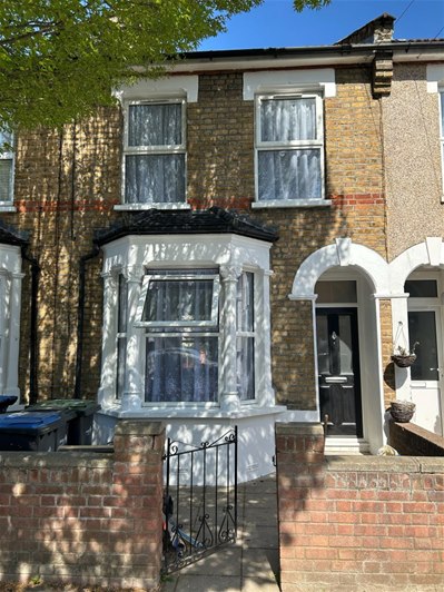 HUXLEY ROAD, EDMONTON , N18